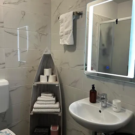 Mila Apartman